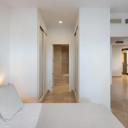 Apartamento 2br With Sea Views In Benahavis *