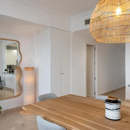 Apartamento 2br With Sea Views In Benahavis