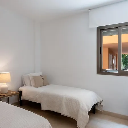 2br With Sea Views In Benahavis Apartamento